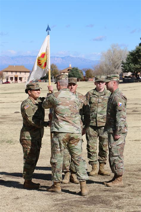 Usag Hhc Welcomes New Commander Article The United States Army
