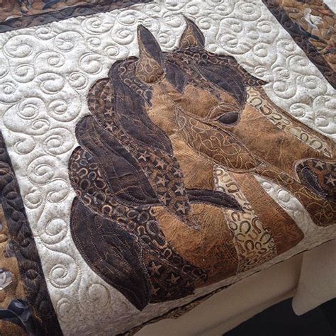 Beautiful Horse Quilt Applique Quilting Horse Quilt Animal Quilts