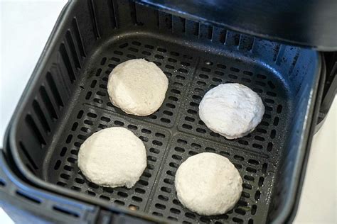 Air fried frozen breakfast pastries are a great way to get your morning started. Frozen Biscuits in Air Fryer - Perfect Ninja Foodi Biscuits