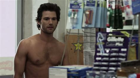 Shirtless Men On The Blog Johnny Whitworth Mostra Il Sedere