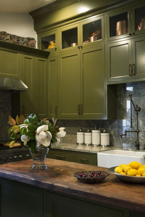 8 Designers On Their Favorite Green Paint Colors Chairish Blog