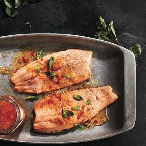 Grilling and smoking recipes for all kinds of fish from trout to salmon to tilapia to anything else you can hook. 14 easy grilled fish recipes - Chatelaine