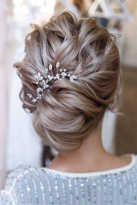 55 Fun And Easy Updos For Long Hair