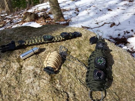 En este mundo lleno de posibles emergencias, gio, jose y juan les ofrecemos un manual para su supervivencia en casos de encontrarse ante algún peligro. Kit de SUPERVIVENCIA más PEQUEÑO del Mundo!!! - YouTube