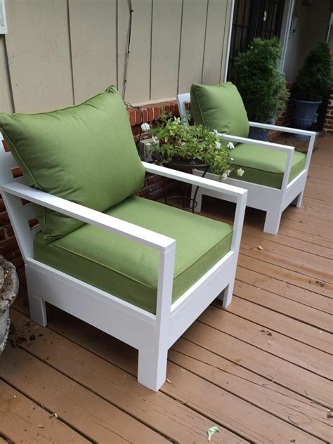 Ana White Simple Outdoor Sofa And Chairs Diy Projects