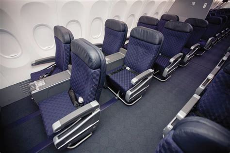 The Best Seats In First Business Class On American Airlines Boeing