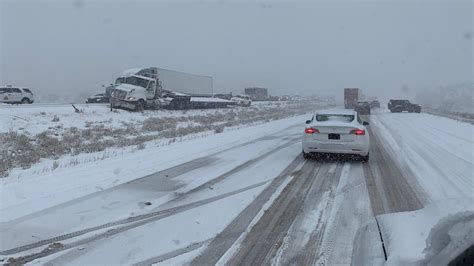 I 15 Reopens After Closure Caused By Multiple Crashes Winter Road