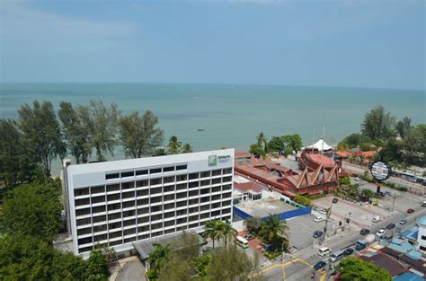 You can enjoy a fabulous dining environment with personalized service as the restaurant offers with over 9000 sq. Holiday Inn Resort Penang Accommodation