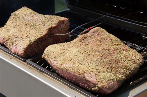 Check out these canned corned beef recipe ideas. BBQ4.0Project Hickory smoked American Beef Brisket | Grillforum und BBQ - www.grillsportverein.de