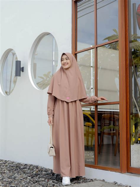 50 Model Gamis Idul Fitri Terbaru Elegan Dan Fashionable