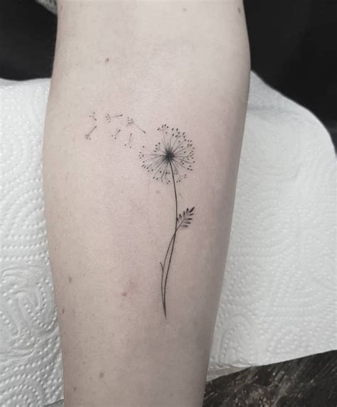Pin By Łifestyle 🥀 On Inked 🖋️ Dandelion Tattoo Design Dandelion