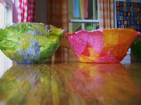 Saras Art House Tissue Paper Bowls
