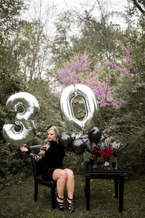 30th Birthday Photoshoot Ideas For Women 30th Birthday Cake Smash Orlando Wedding Photographer