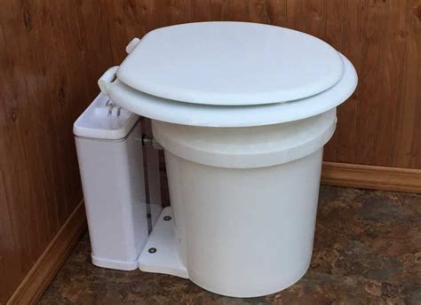 Choosing The Best Composting Toilet For Your Tiny House Home Roni Young