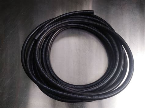 Benzinschlauch (kraftstoffschlauch) 8mm aussen, 5mm innen zur verbindung zwischen benzinhahn und vergaser BENZINSCHLAUCH Ø 8mm x 5 Meter | Kaufen auf Ricardo