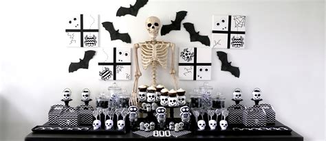 1pc Skull Prop Plastic Skeleton Decor Party Tricky Toy B 【超特価】