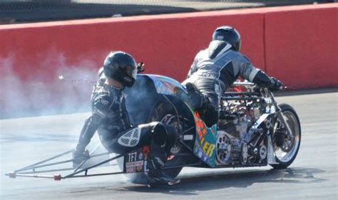 Drag Racing Motorcyclist Makes Death Defying Escape 200mph