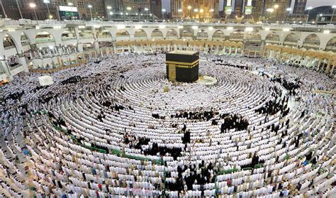 Ramadan To Begin Monday As Saudi Moon Observers Say No Sight Of