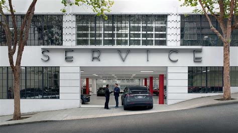 Tesla Service Center Pomona