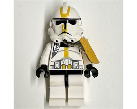 Lego Set Fig 003663 Clone Trooper 327th Star Corps Yellow Markings