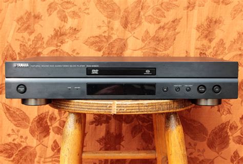 Yamaha Dvd S1800 Dvd Audiovideo Sa Cd Player