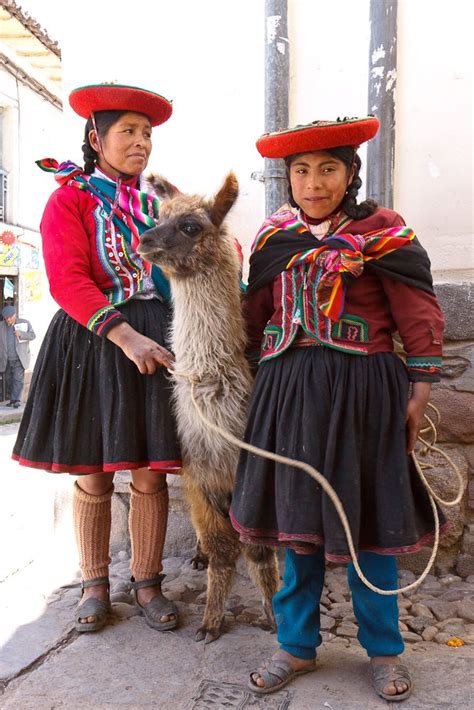 Two Inca Women With Their Llama Peru Inca Peru South America
