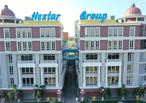 We add value beyond chemistry for our customers. 2020 - HEXTAR BINA SDN BHD - Yu Construction