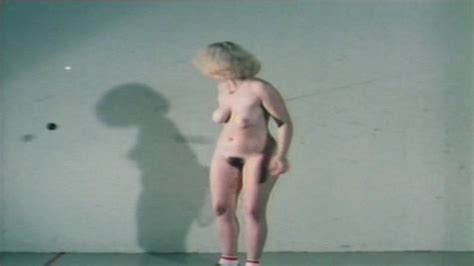 Christine De Shaffer Nuda ~30 Anni In The Pink Ladies