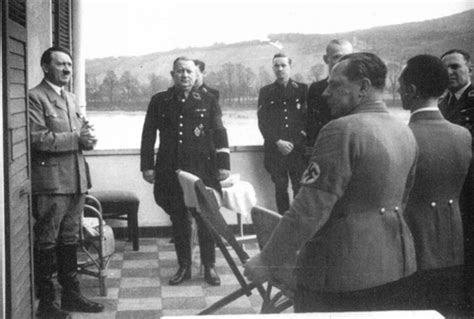 Adolf Hitler Hitler And His Generals Military Conferences 1942 1945 - Heinrich Hoffmann | Hitler Archive - Adolf Hitler Biography in Pictures