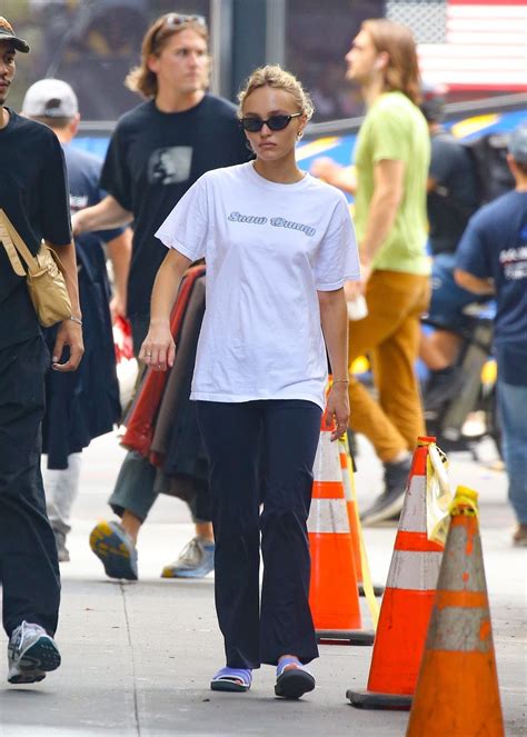 lily rose depp and yassine stein at a date in new york 09 13 2022 hawtcelebs