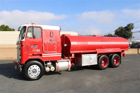 Used 1983 Mack Cruise Liner Cabover 4000 Gal Water Tanker Truck In