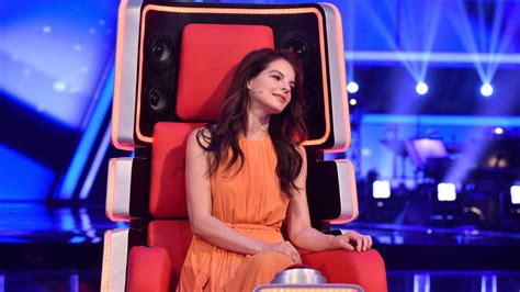 Es ist die neugierige frage. The Voice of Germany 2020: Yvonne Catterfeld im Porträt