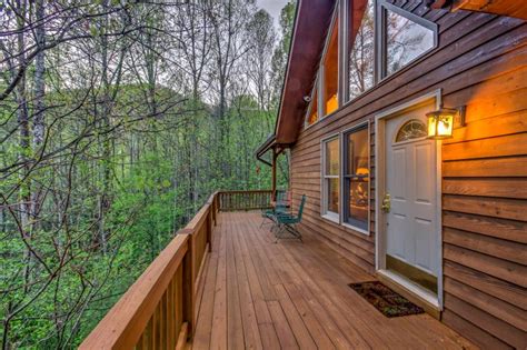 Spacious Maggie Valley Cabin Whot Tub And Mtn Views Updated 2020