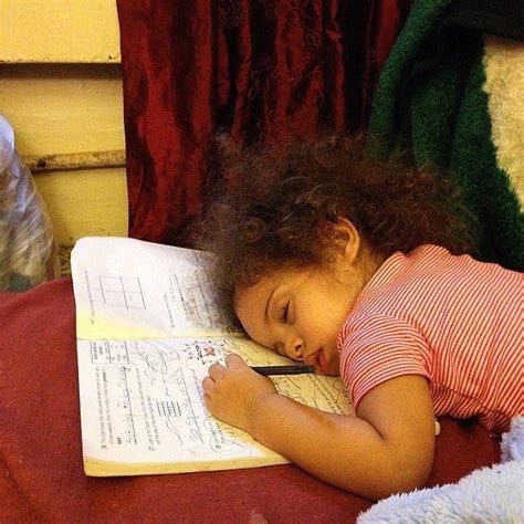 Pictures That Prove Kids Can Fall Asleep Anywhere 25 Pics