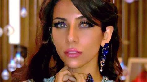 Iranian Beauty Queen Bahareh Zare Bahari Pleads For Asylum After ‘red