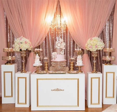 If so, this pink & rose gold birthday party is your jam! Rose Gold Quinceañera Inspiration For Your Quince | Mi ...