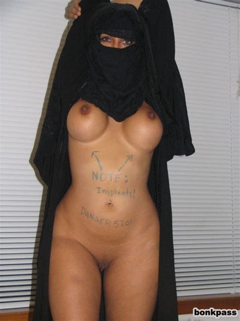 Arab Nude XXGASM