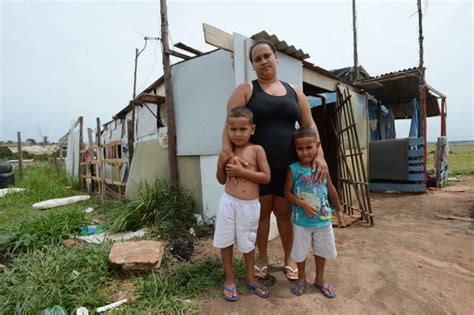 Famílias Enfrentam Condições Precárias De Moradia Na Cidade 020118 Sorocaba E RegiÃo