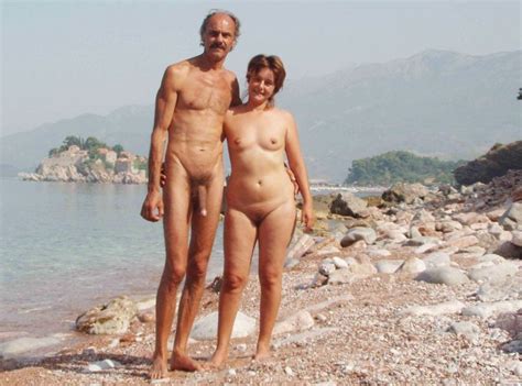 Hung Nude Beach Couples Cumception