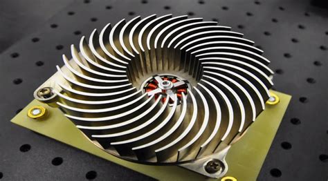 The fanless heatsink: Silent, dust-immune, and almost ready for prime