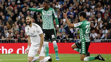 Victory against cadiz was a priority, but the team from seville will try to improve their form because they are facing one of the toughest rivals in the competition. Betis vs Real Madrid: preview, team news, line-ups - AS.com