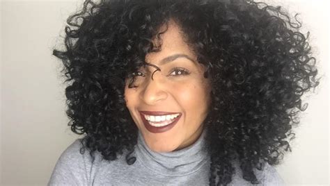 Enough people tested and experimented with all sorts of gray shades over the last couple years that the co… 7 Pro Tips for Coloring Gray Hair from Madison Reed