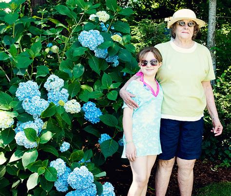 Grandma Ellie And The Beautiful Hydrangea Cbgrfx123 Flickr