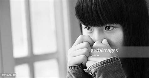 Shy Asian Teen Stock Fotos Und Bilder Getty Images