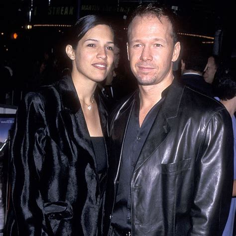 Xavier alexander wahlberg é o primeiro filho de kimberly fey. Kimberly Fey and Donnie Wahlberg: Divorced, Husband of 9 ...