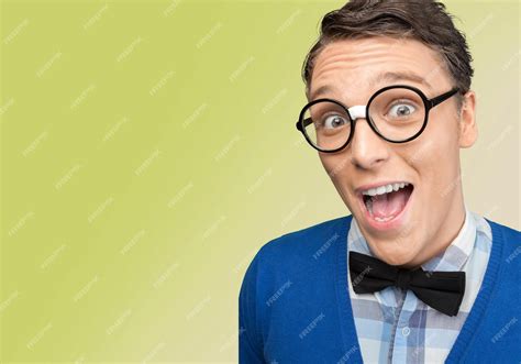 Nerd De óculos Quebrado Adolescente Humor Homens Rosto Humano Moda Foto Premium