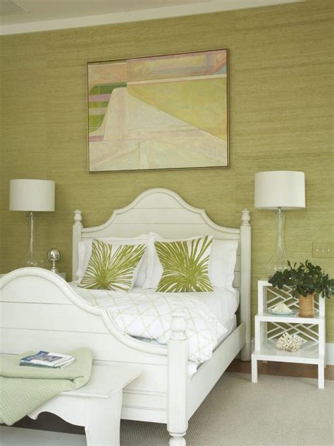 Adorn your living room walls with this beautiful jungle wallpaper. Amanda Nisbet - bedside tables | Tropical bedroom decor, Bedroom design, Tropical bedrooms