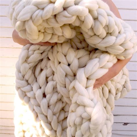 How To Knit Super Chunky Knit Blanket | How To Instructions