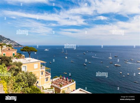 Positano Italy Boat Hi Res Stock Photography And Images Alamy