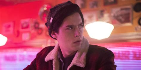 Hiram is visited by two criminal cronies. Riverdale Season 2 Episode 20 Review - Riverdale "Shadow ...